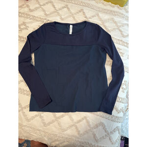 Lululemon Womens Blue Long Sleeve pullover Size 8 Stretch